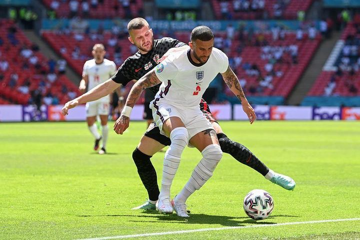 colatv--dong-hanh-khong-the-thieu-trong-moi-tran-dau-173